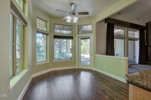 188 Verde Lane, Merlin, OR 97532