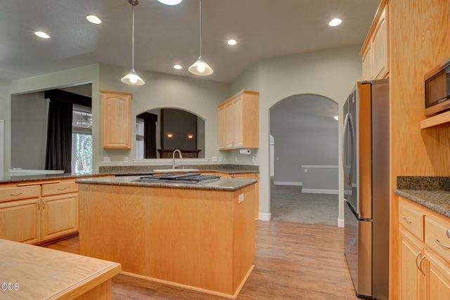 188 Verde Lane, Merlin, OR 97532