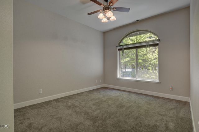 188 Verde Lane, Merlin, OR 97532