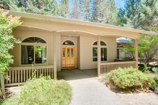 188 Verde Lane, Merlin, OR 97532