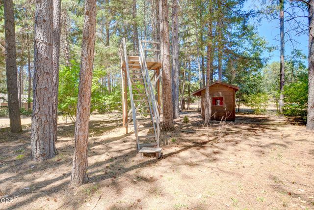 188 Verde Lane, Merlin, OR 97532