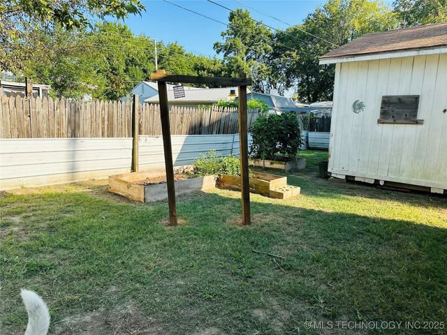 1016 E Aberdeen Street, Muskogee, OK 74403