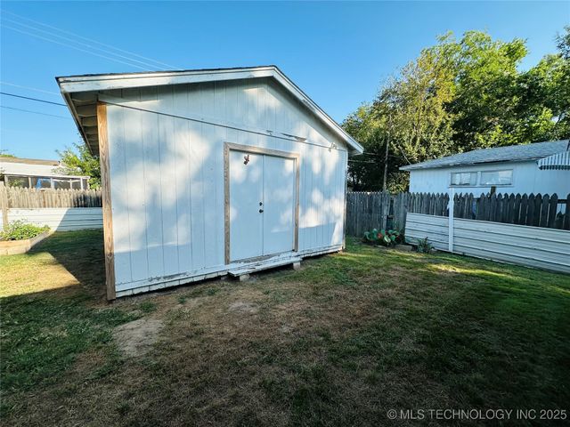 1016 E Aberdeen Street, Muskogee, OK 74403