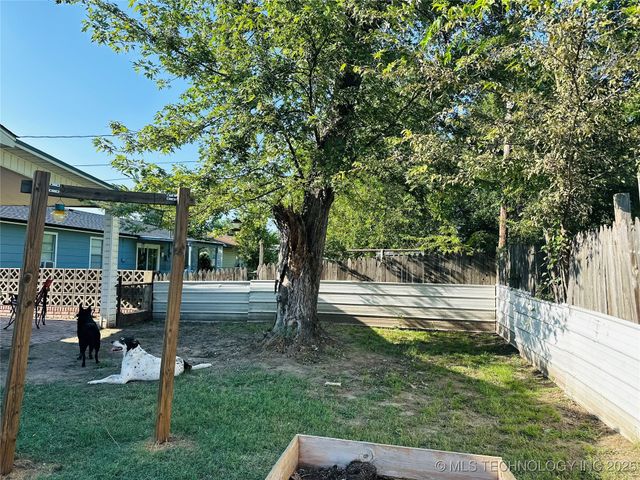 1016 E Aberdeen Street, Muskogee, OK 74403