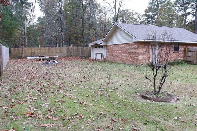 3815 Eames Circle, Shreveport, LA 71119