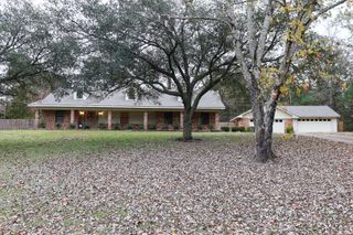 3815 Eames Circle, Shreveport, LA 71119