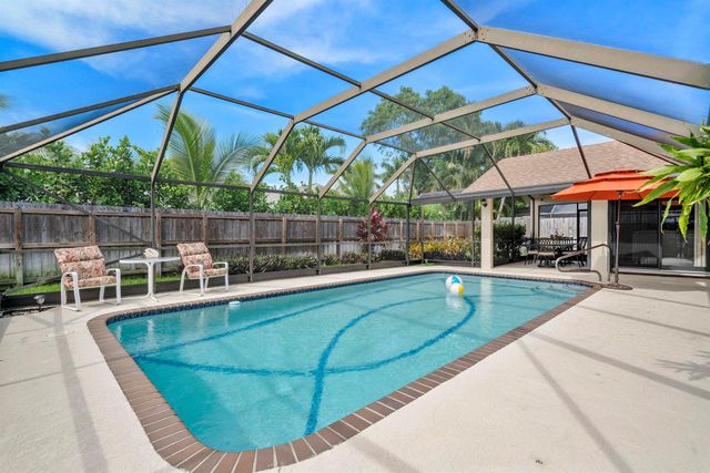 10187 182nd Court S, Boca Raton, FL 33498
