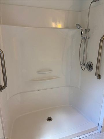 2708 N Landing RD, Virginia Beach, VA 23456