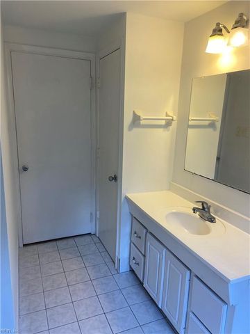 2708 N Landing RD, Virginia Beach, VA 23456