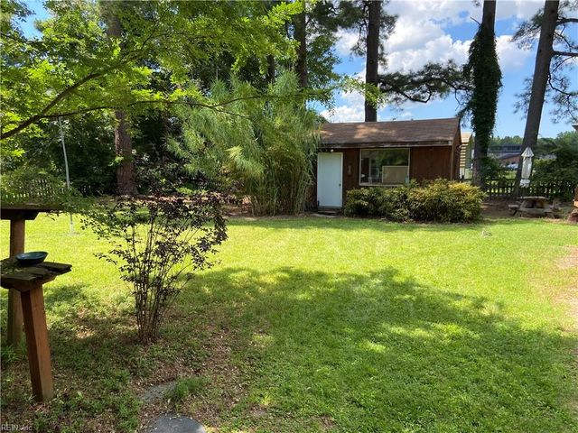2708 N Landing RD, Virginia Beach, VA 23456