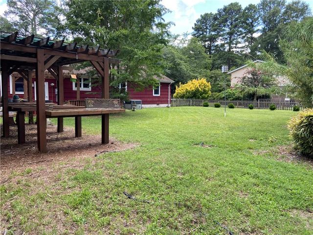 2708 N Landing RD, Virginia Beach, VA 23456