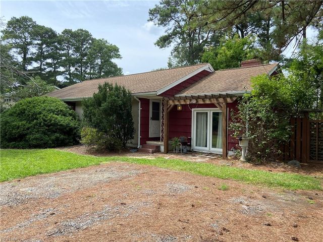 2708 N Landing RD, Virginia Beach, VA 23456