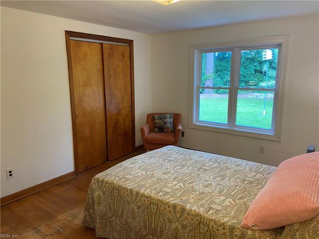 2708 N Landing RD, Virginia Beach, VA 23456
