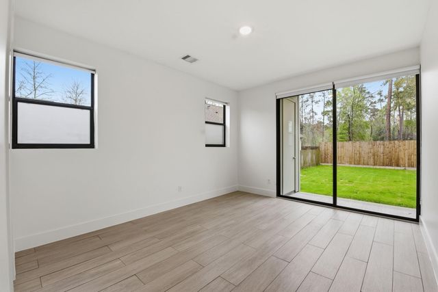 1530 Primrose Street, Conroe, TX 77385