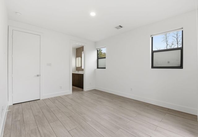 1530 Primrose Street, Conroe, TX 77385