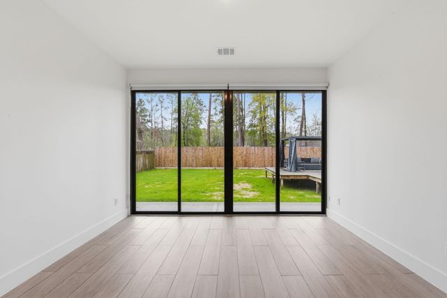 1530 Primrose Street, Conroe, TX 77385