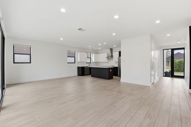 1530 Primrose Street, Conroe, TX 77385