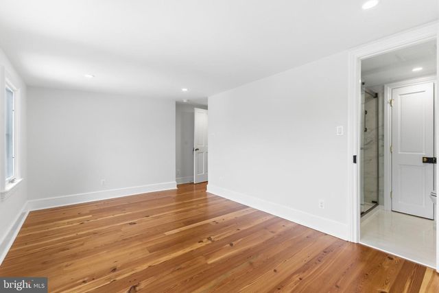 303 QUEEN ST, Alexandria, VA 22314