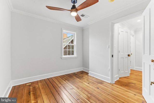 303 QUEEN ST, Alexandria, VA 22314
