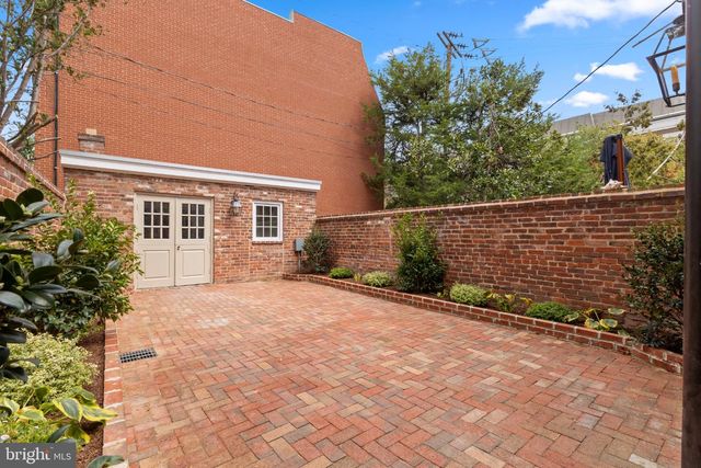 303 QUEEN ST, Alexandria, VA 22314
