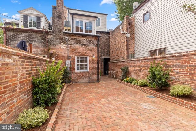 303 QUEEN ST, Alexandria, VA 22314