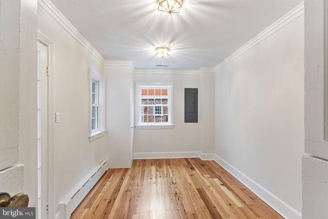 303 QUEEN ST, Alexandria, VA 22314