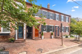 303 QUEEN ST, Alexandria, VA 22314