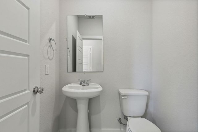 589 Woodland Avenue, Lavon, TX 75166