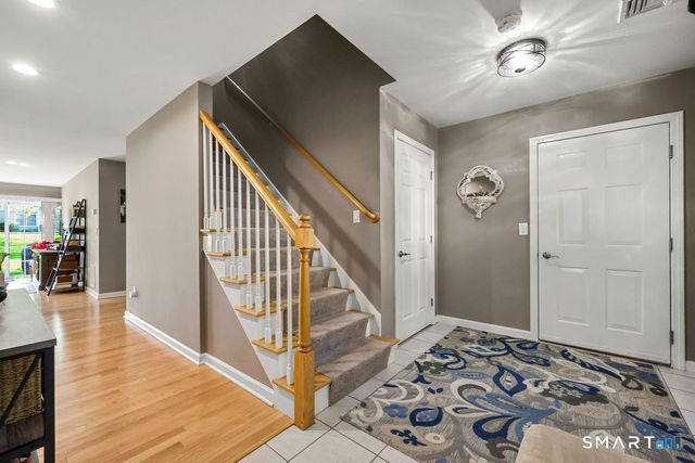 65 Henley Way 65, West Hartford, CT 06117