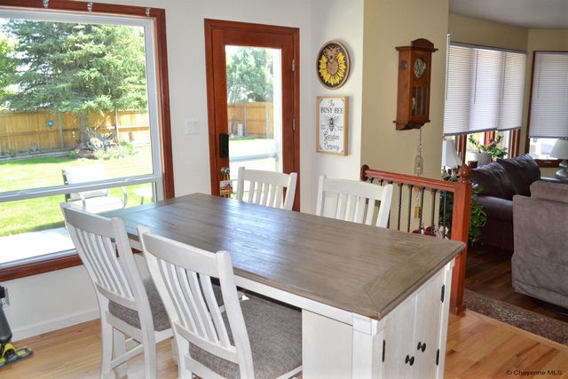 3006 THOMAS RD, Cheyenne, WY 82009