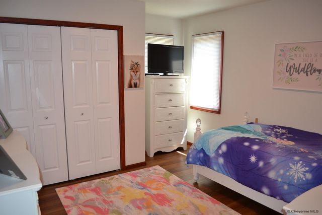 3006 THOMAS RD, Cheyenne, WY 82009