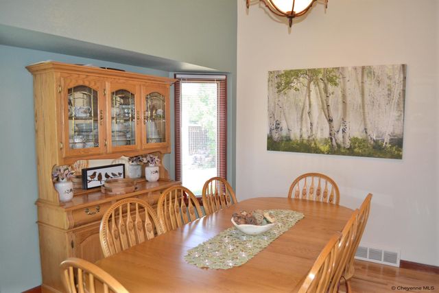 3006 THOMAS RD, Cheyenne, WY 82009