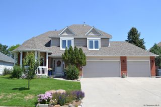 3006 THOMAS RD, Cheyenne, WY 82009