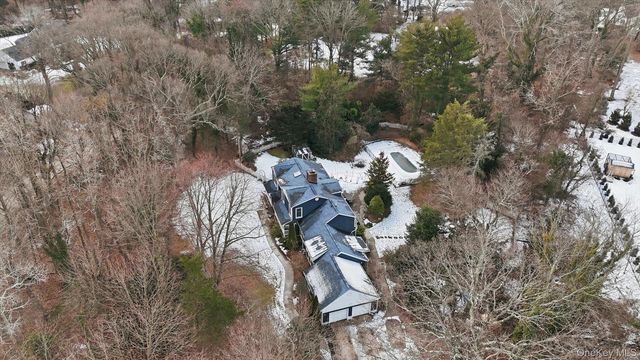 1 Tracklot Road, Nissequogue, NY 11780