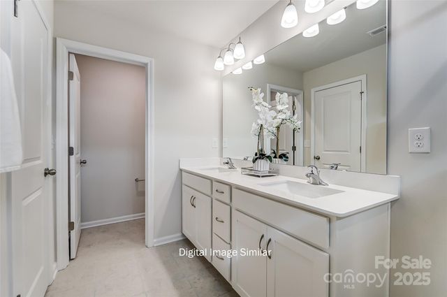 7509 Hodges Meadow Lane, Charlotte, NC 28213