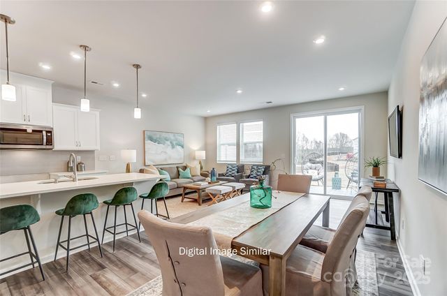 7509 Hodges Meadow Lane, Charlotte, NC 28213