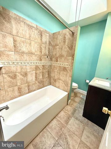 2207 S HEMBERGER ST, Philadelphia, PA 19145