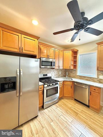 2207 S HEMBERGER ST, Philadelphia, PA 19145