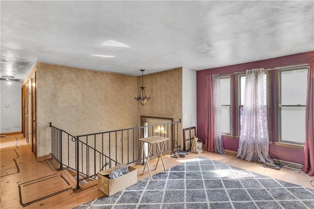 125 Shenandoah Dr, Penn Hills, PA 15235