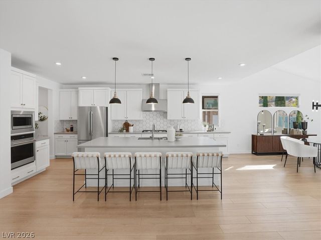 9725 Starlight Ridge Avenue, Las Vegas, NV 89148