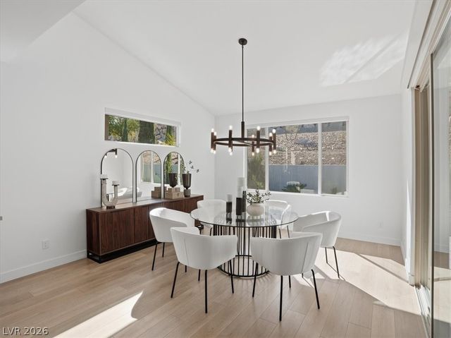 9725 Starlight Ridge Avenue, Las Vegas, NV 89148