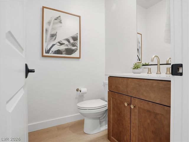 9725 Starlight Ridge Avenue, Las Vegas, NV 89148