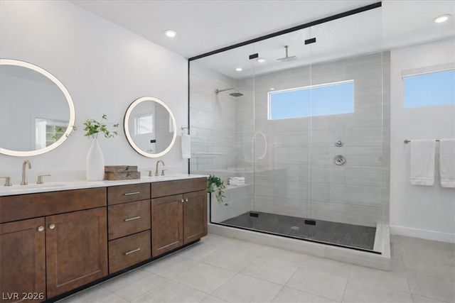 9725 Starlight Ridge Avenue, Las Vegas, NV 89148