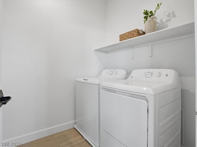 9725 Starlight Ridge Avenue, Las Vegas, NV 89148