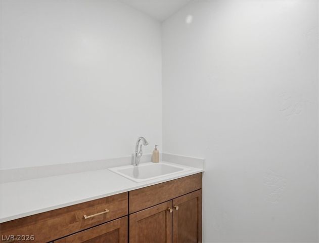 9725 Starlight Ridge Avenue, Las Vegas, NV 89148