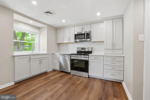 407 CASTELLO AVE, Hatboro, PA 19040
