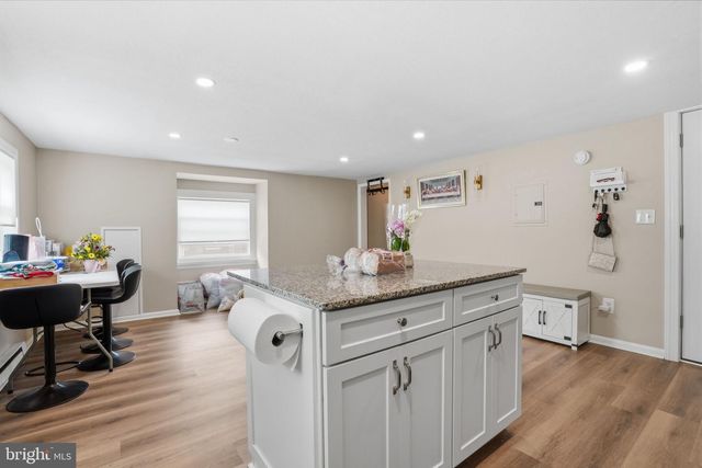 407 CASTELLO AVE, Hatboro, PA 19040