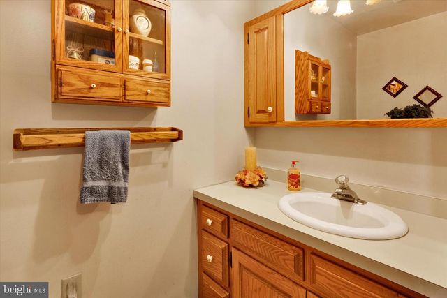 395 MONOCACY HILL RD, Birdsboro, PA 19508