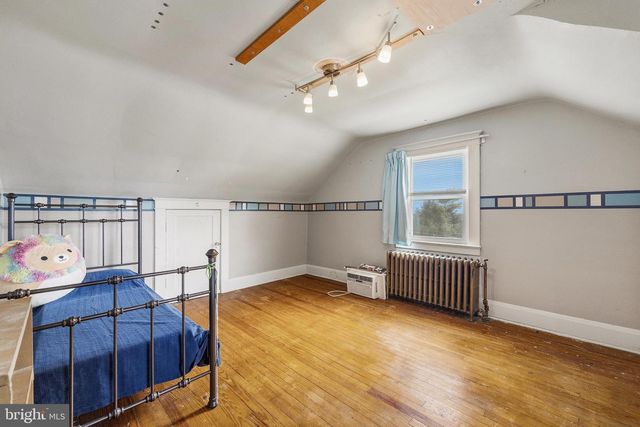 315 NORTH BEND RD, Baltimore, MD 21229