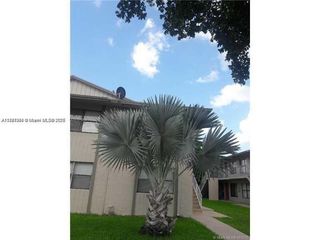 15304 SW 72nd St 28-14, Miami, FL 33193